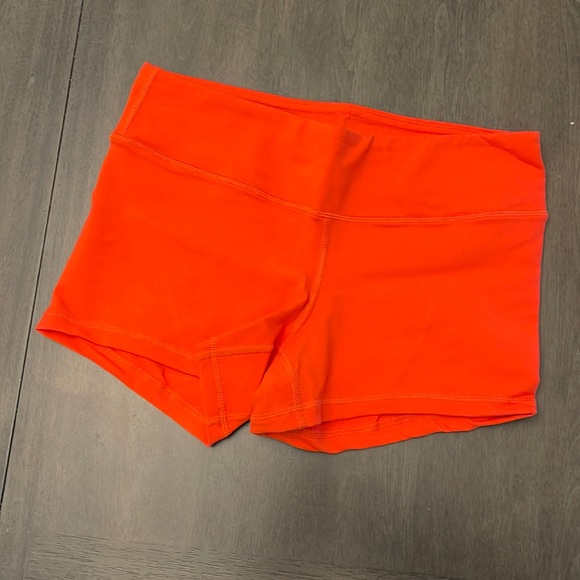 FLEO Spandex Workout Shorts - Picture 1 of 4